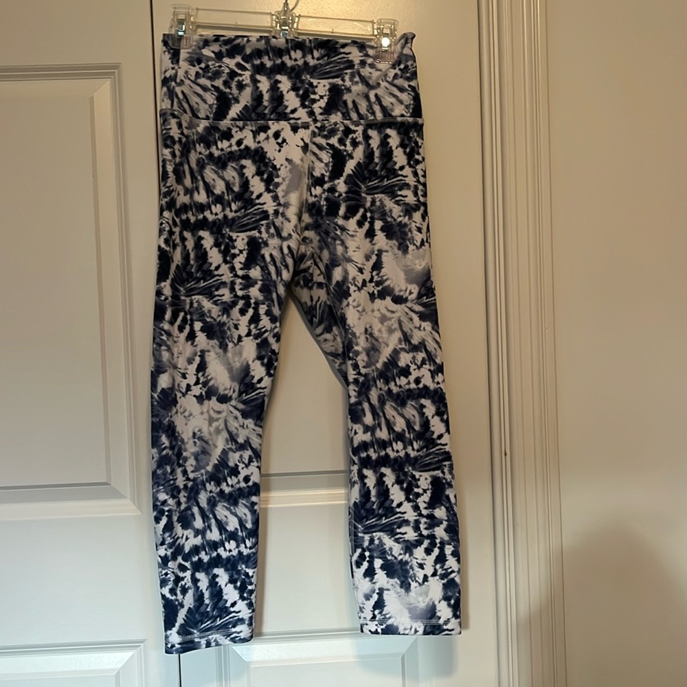 Women’s RBX Tie-Dye Blue and White Leggings Size Large